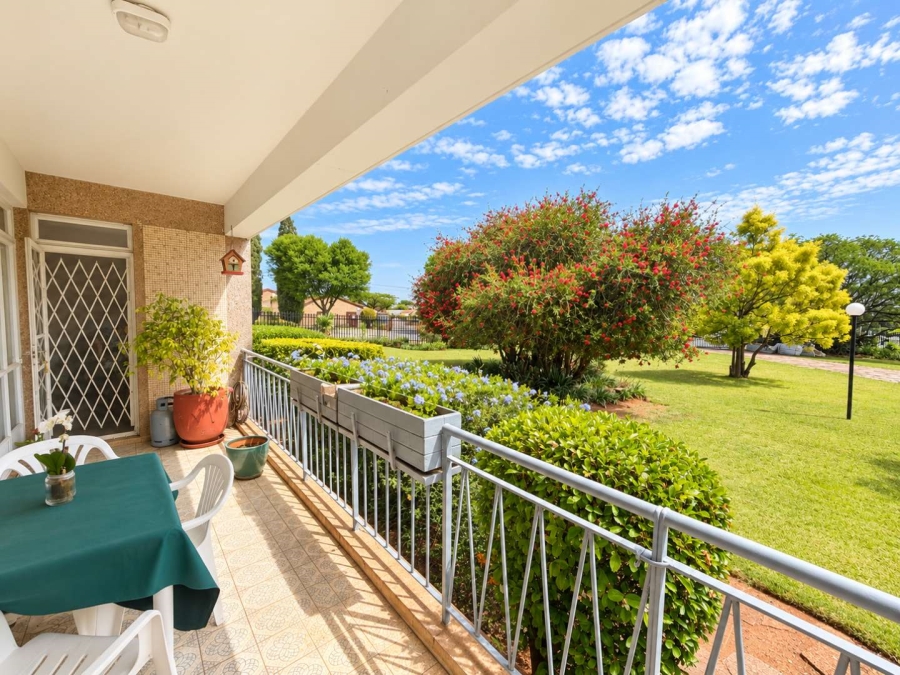 To Let 2 Bedroom Property for Rent in Krugersdorp Gauteng