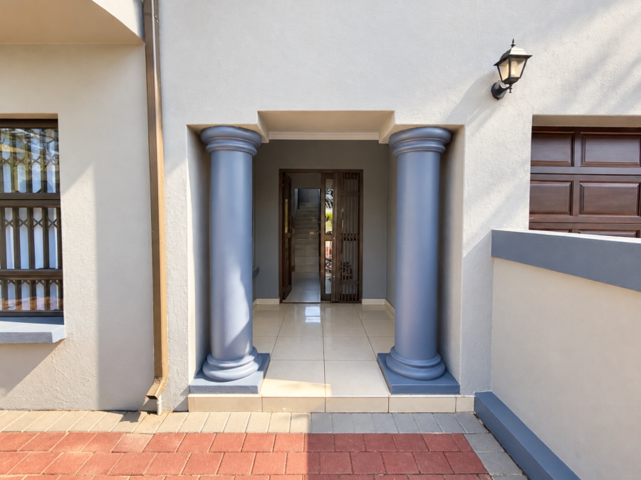 3 Bedroom Property for Sale in Pinehaven Gauteng