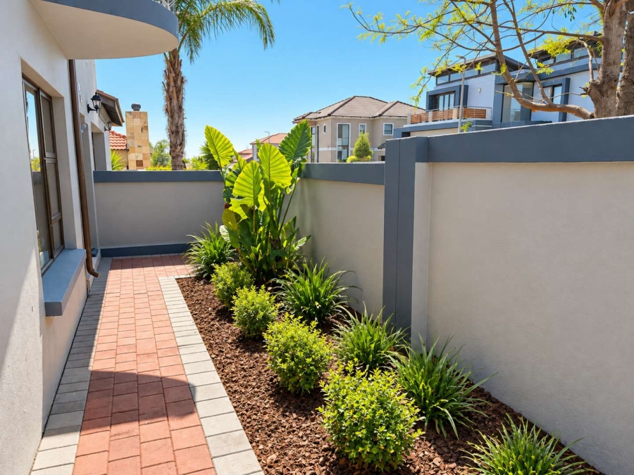 3 Bedroom Property for Sale in Pinehaven Gauteng