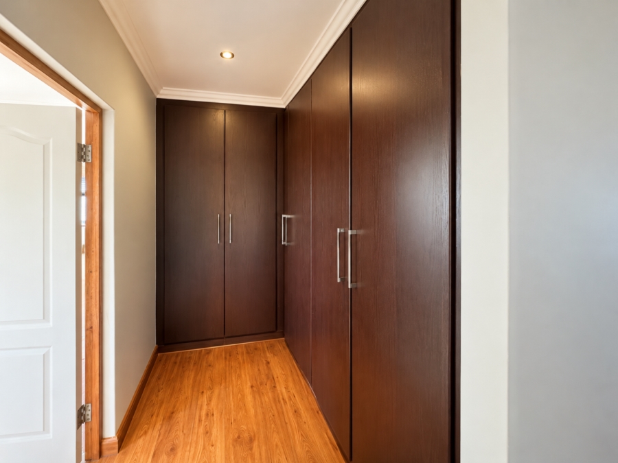 3 Bedroom Property for Sale in Pinehaven Gauteng