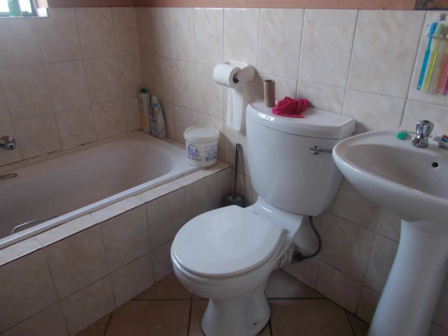 2 Bedroom Property for Sale in Elspark Gauteng