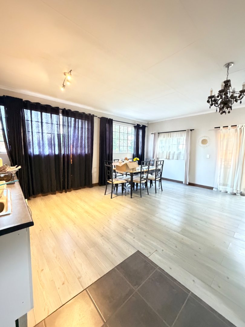 To Let 1 Bedroom Property for Rent in Beyerspark Gauteng