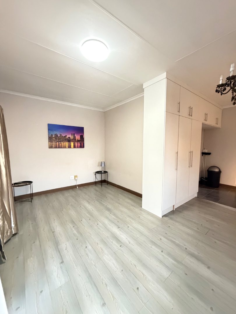To Let 1 Bedroom Property for Rent in Beyerspark Gauteng