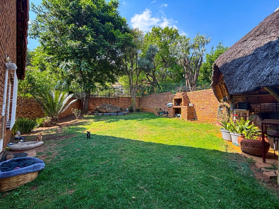 3 Bedroom Property for Sale in Bassonia Gauteng