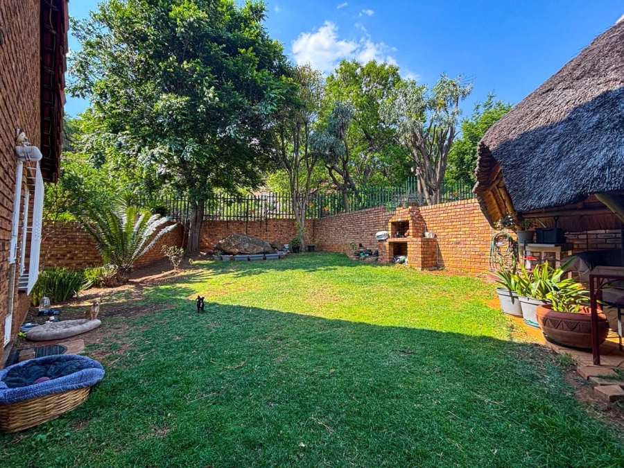 3 Bedroom Property for Sale in Bassonia Gauteng