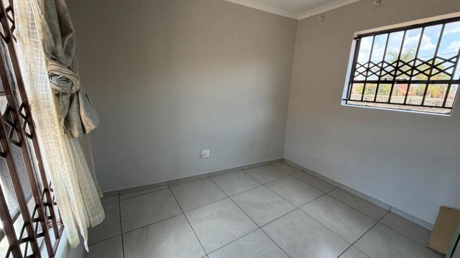 3 Bedroom Property for Sale in Soshanguve WW Gauteng