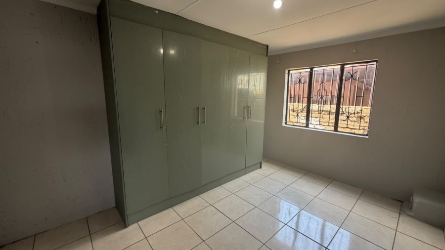 3 Bedroom Property for Sale in Soshanguve WW Gauteng