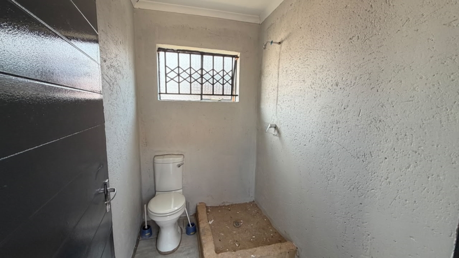 3 Bedroom Property for Sale in Soshanguve WW Gauteng