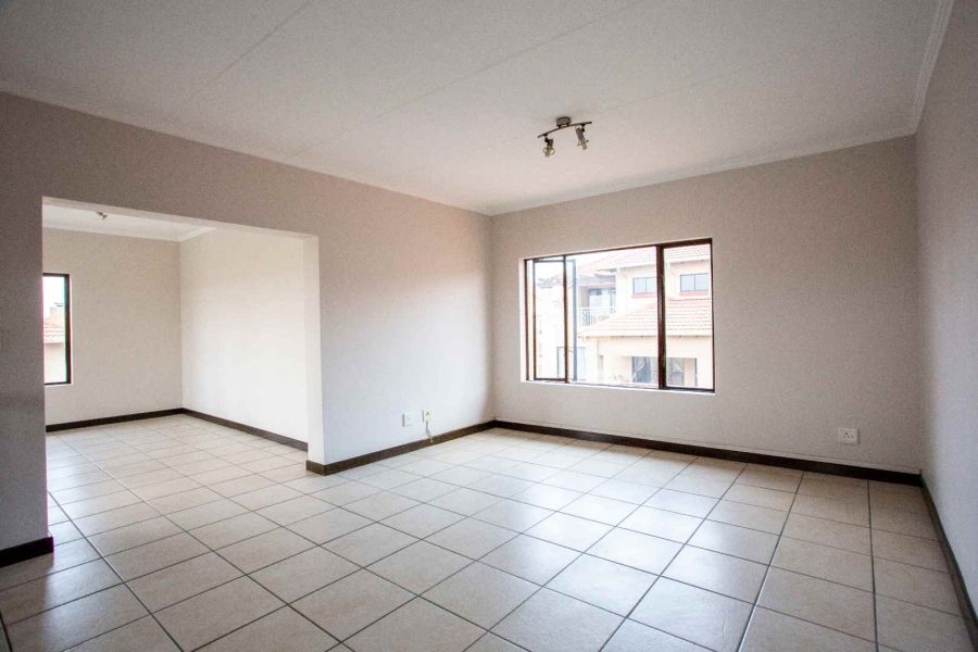 To Let 2 Bedroom Property for Rent in Sunninghill Gauteng