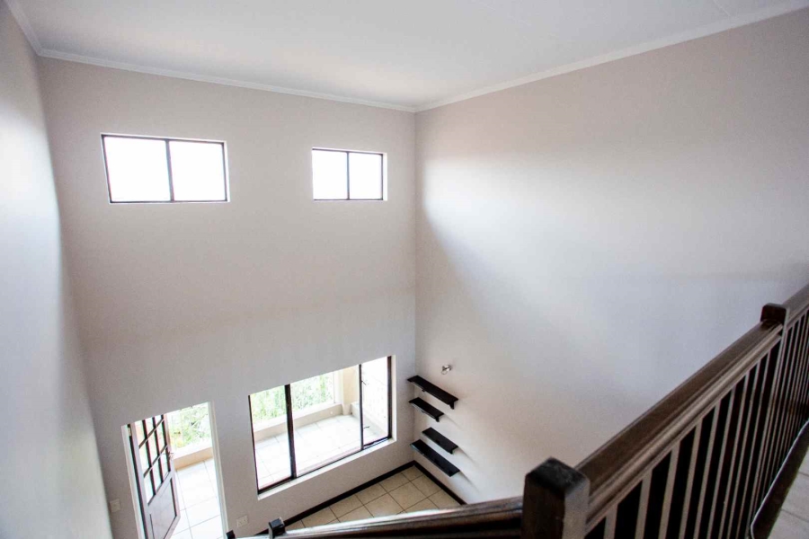 To Let 2 Bedroom Property for Rent in Sunninghill Gauteng