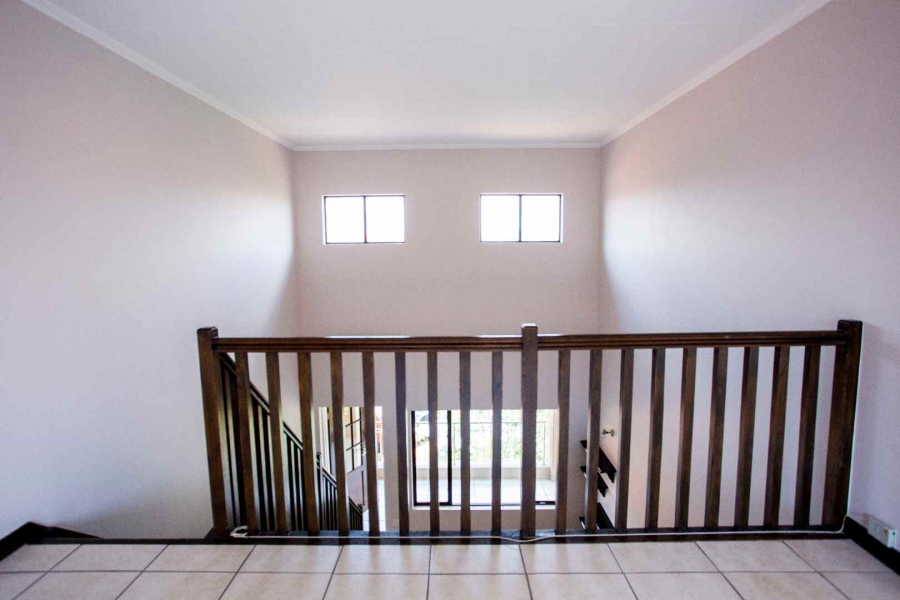 To Let 2 Bedroom Property for Rent in Sunninghill Gauteng