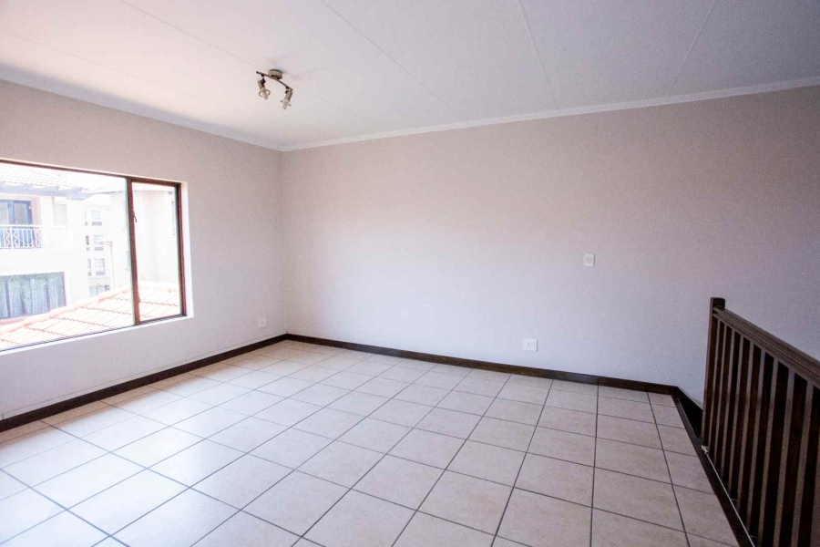 To Let 2 Bedroom Property for Rent in Sunninghill Gauteng