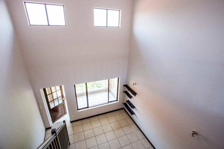 To Let 2 Bedroom Property for Rent in Sunninghill Gauteng