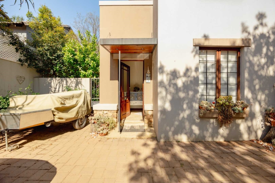 To Let 3 Bedroom Property for Rent in Olympus Gauteng