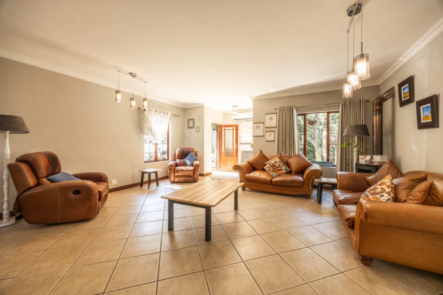 To Let 3 Bedroom Property for Rent in Olympus Gauteng