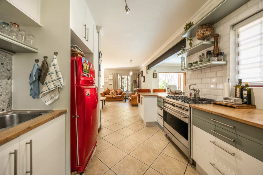 To Let 3 Bedroom Property for Rent in Olympus Gauteng