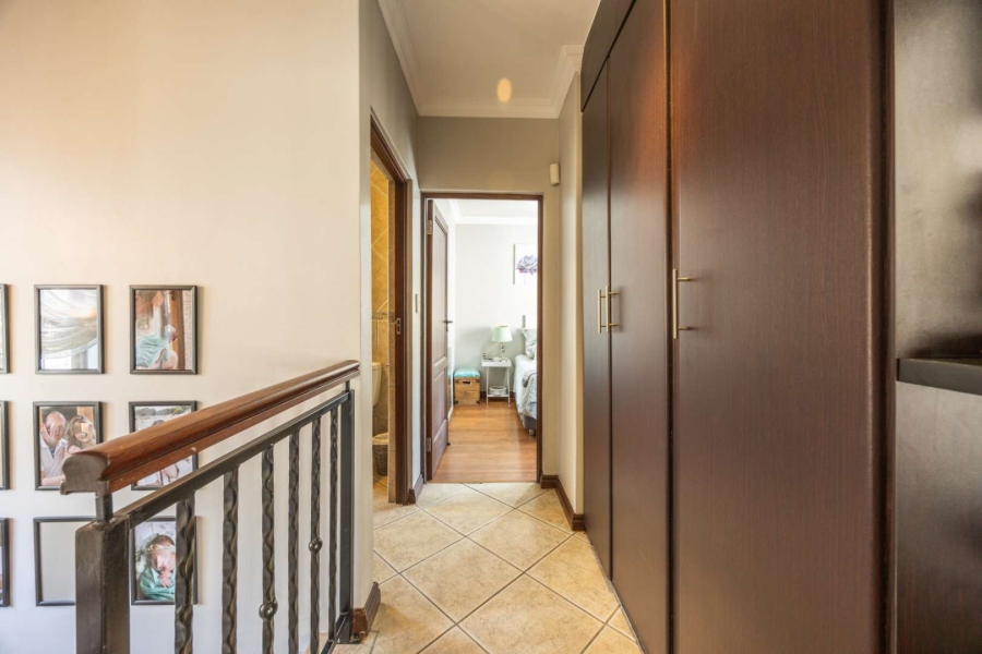 To Let 3 Bedroom Property for Rent in Olympus Gauteng