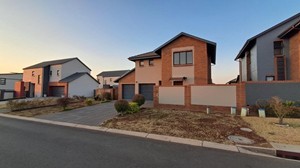 To Let 3 Bedroom Property for Rent in Zambezi Manor Lifestyle Estate Gauteng