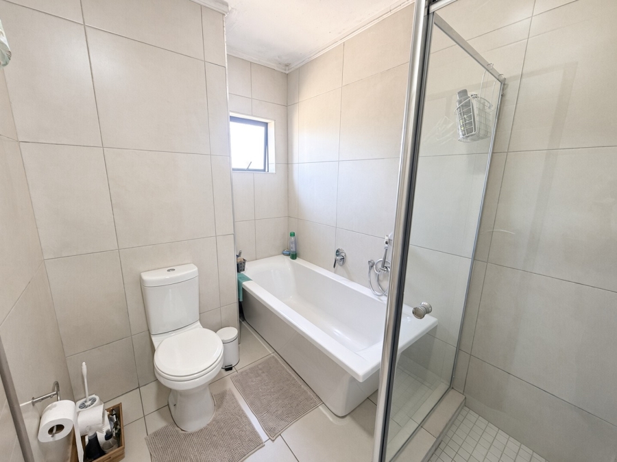 To Let 2 Bedroom Property for Rent in Carlswald Gauteng