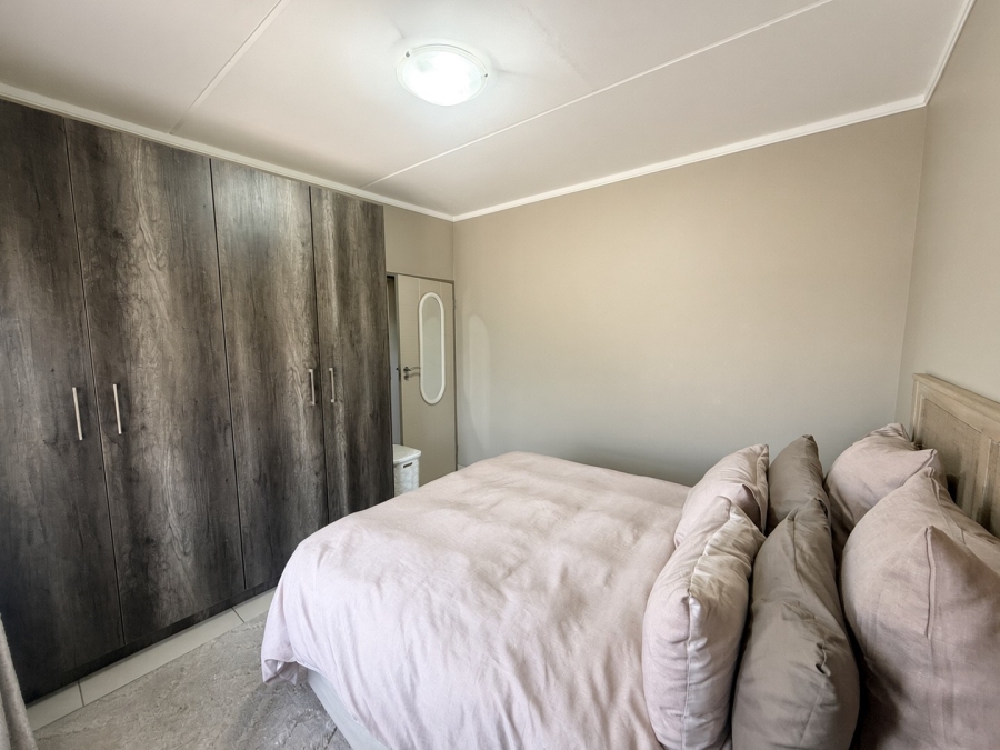 To Let 2 Bedroom Property for Rent in Carlswald Gauteng