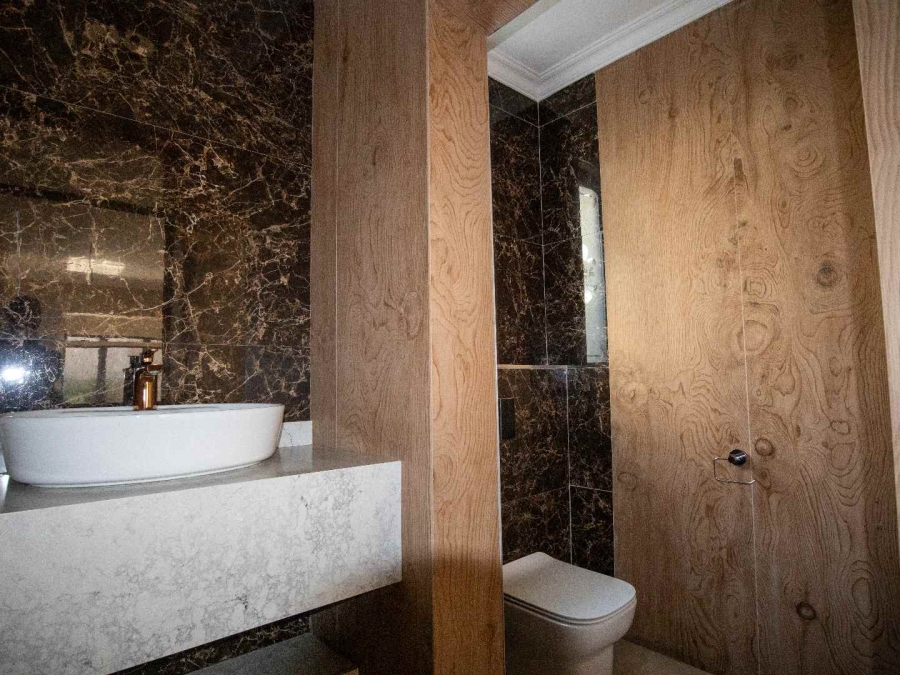 4 Bedroom Property for Sale in Beverley Gauteng