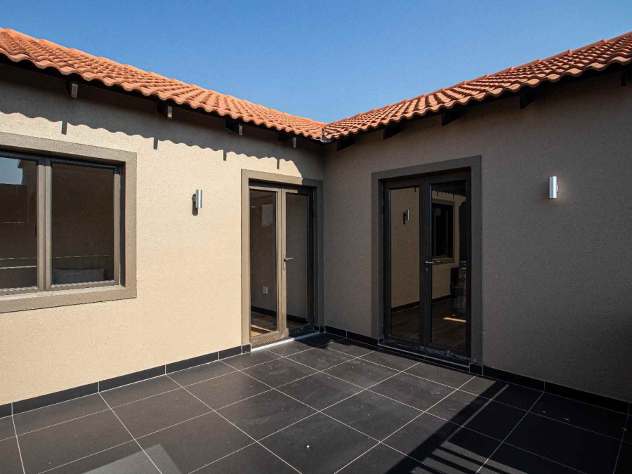 4 Bedroom Property for Sale in Beverley Gauteng