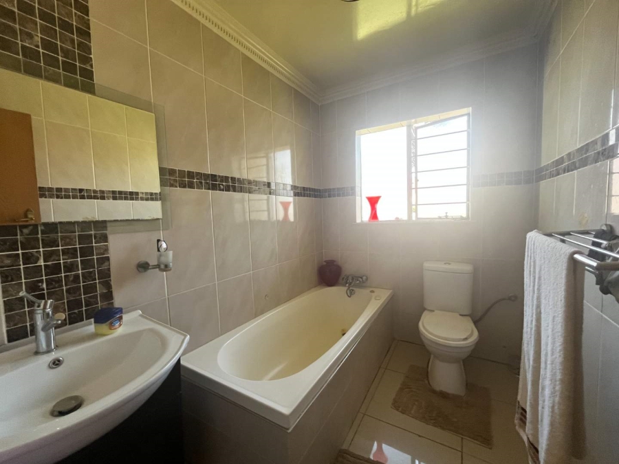 3 Bedroom Property for Sale in Groblerpark Gauteng