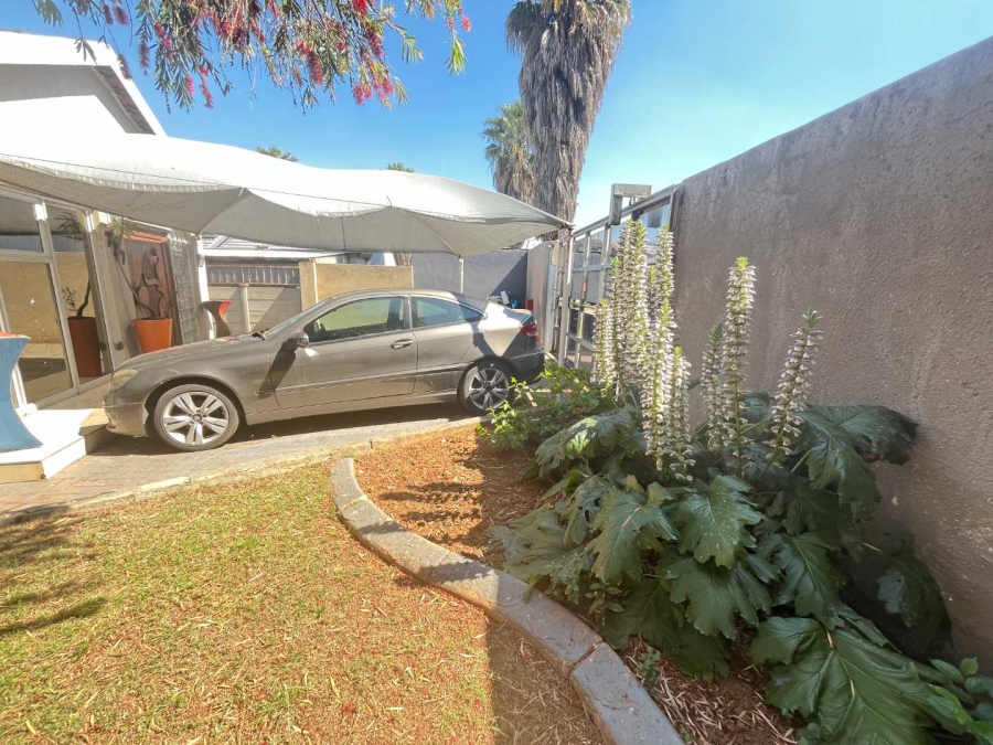 3 Bedroom Property for Sale in Groblerpark Gauteng