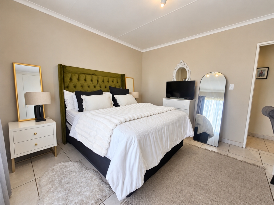 3 Bedroom Property for Sale in Radiokop Gauteng