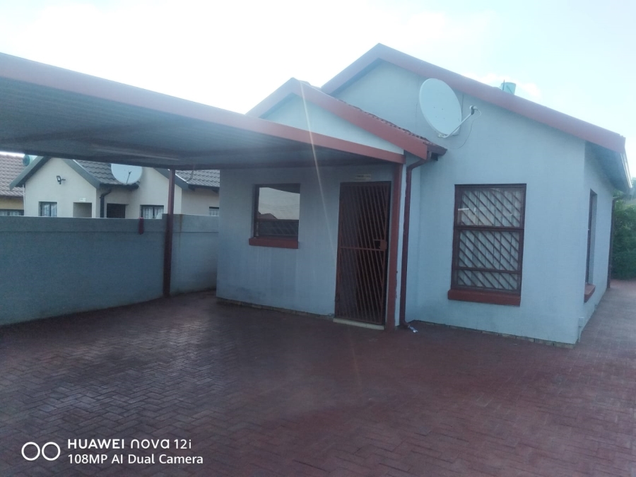 2 Bedroom Property for Sale in Soshanguve VV Gauteng
