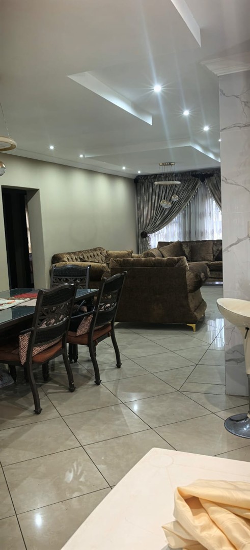 3 Bedroom Property for Sale in Amandasig Gauteng