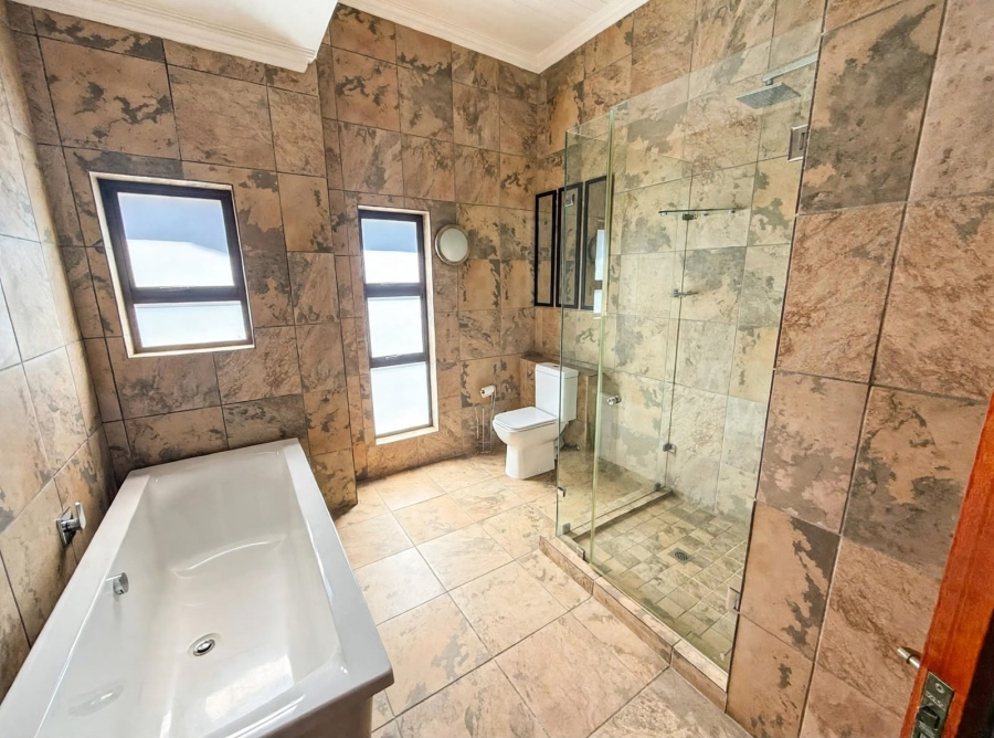 3 Bedroom Property for Sale in Copperleaf Estate Gauteng