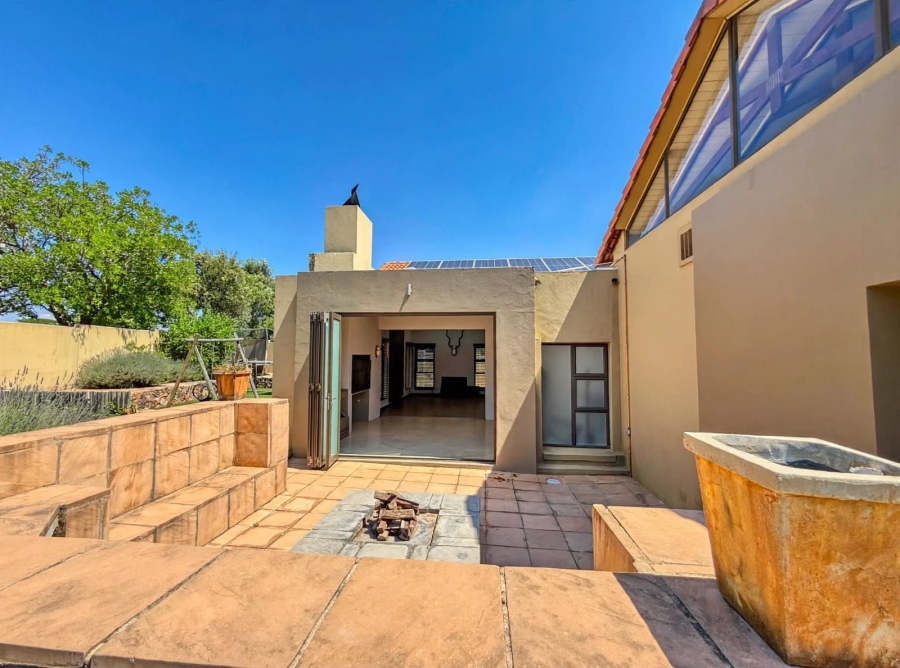 3 Bedroom Property for Sale in Copperleaf Estate Gauteng