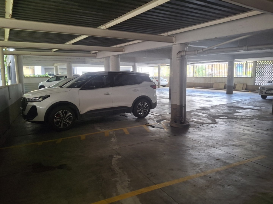 To Let 3 Bedroom Property for Rent in Illovo Gauteng