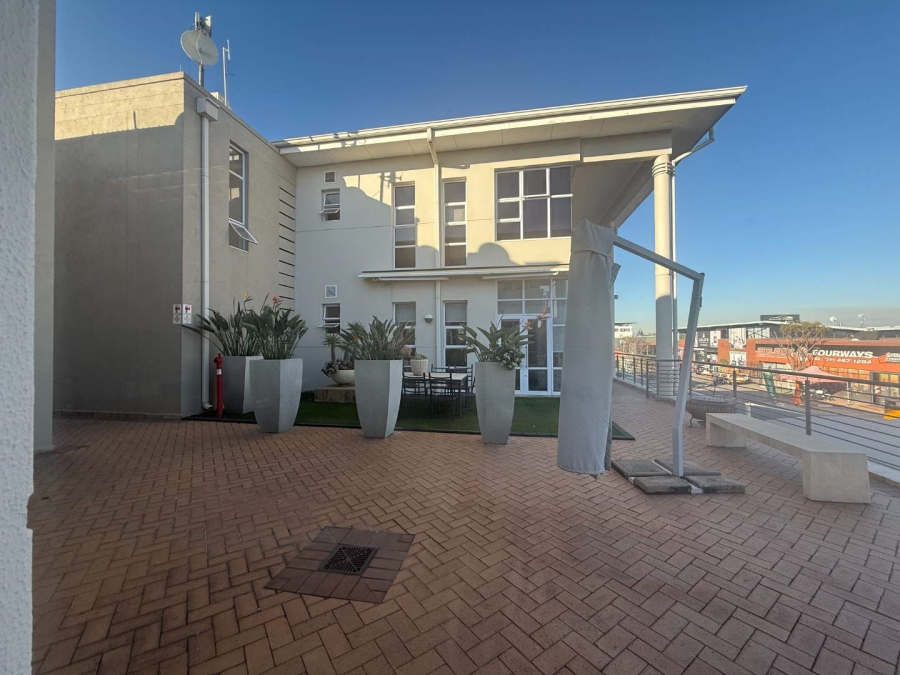 Commercial Property for Sale in Lonehill Gauteng