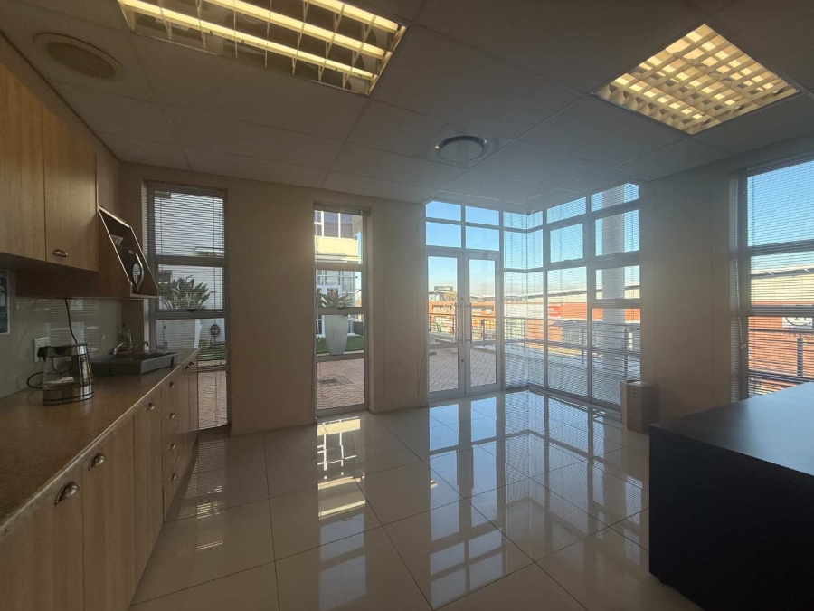 Commercial Property for Sale in Lonehill Gauteng