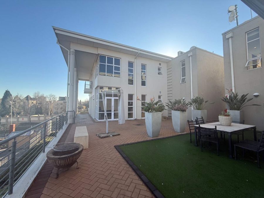 Commercial Property for Sale in Lonehill Gauteng
