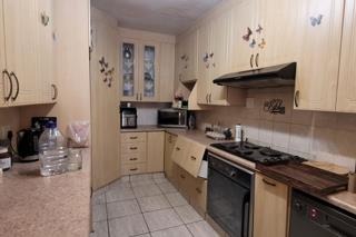 3 Bedroom Property for Sale in Brackenhurst Gauteng