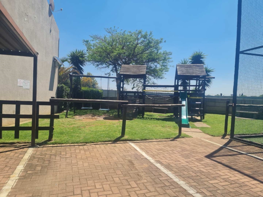 2 Bedroom Property for Sale in Impala Park Gauteng