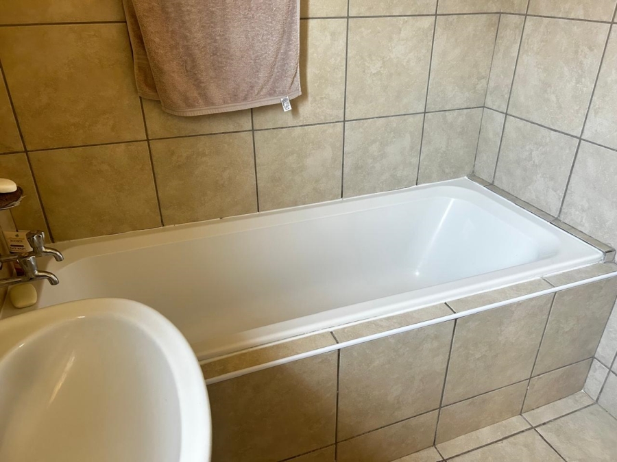 2 Bedroom Property for Sale in Leopard