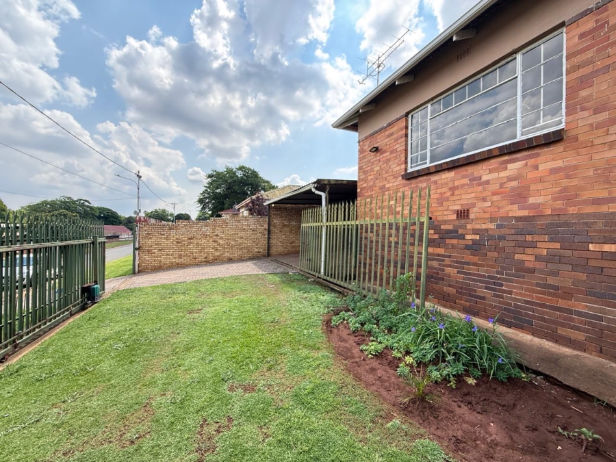 To Let 3 Bedroom Property for Rent in Hamberg Gauteng