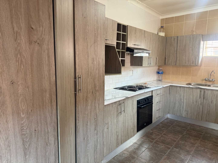 To Let 3 Bedroom Property for Rent in Hamberg Gauteng