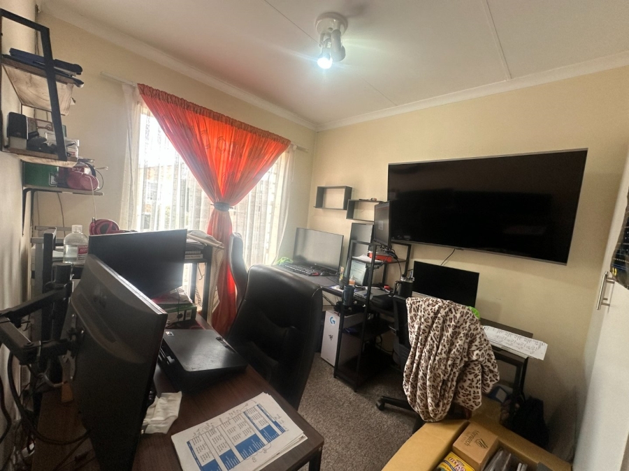 To Let 3 Bedroom Property for Rent in Wilgeheuwel Gauteng