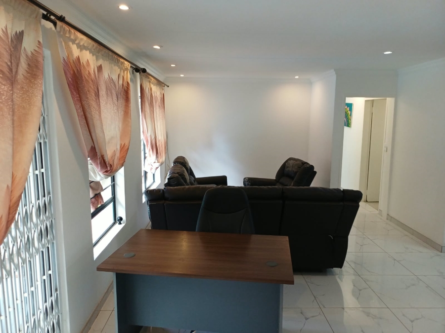 To Let 3 Bedroom Property for Rent in Sharonlea Gauteng