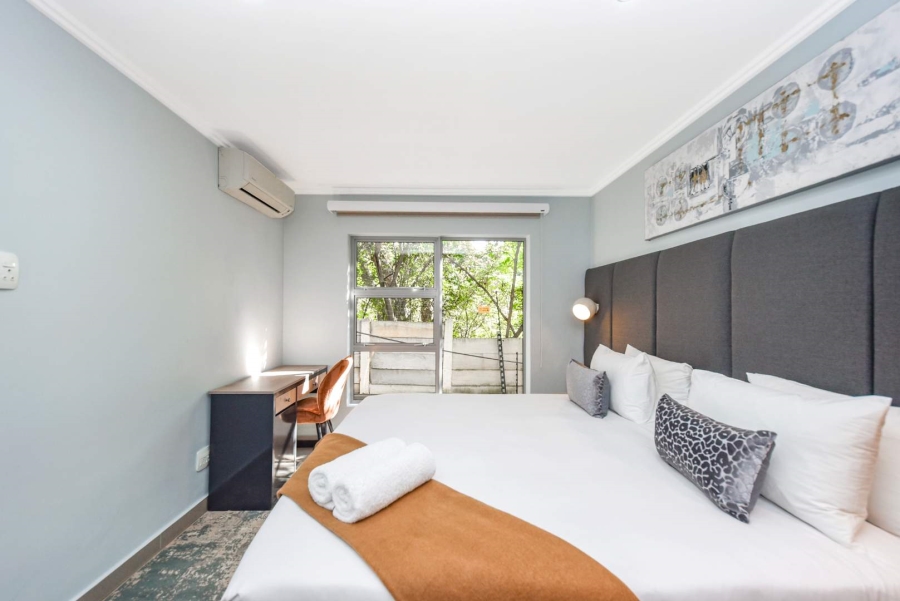 To Let 2 Bedroom Property for Rent in Hurlingham Gauteng