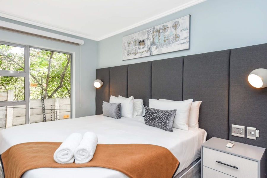 To Let 2 Bedroom Property for Rent in Hurlingham Gauteng
