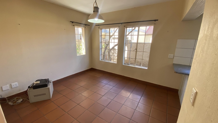 To Let 3 Bedroom Property for Rent in North Riding Gauteng