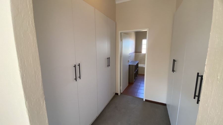 To Let 3 Bedroom Property for Rent in North Riding Gauteng