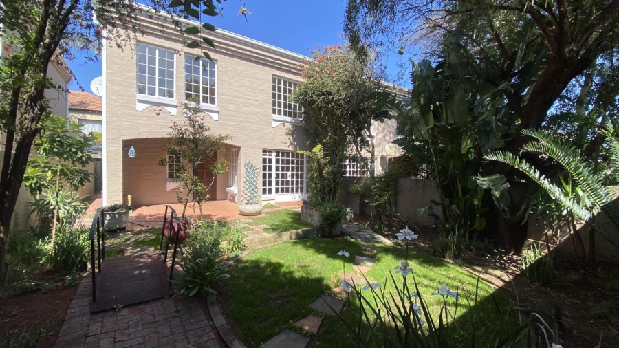 To Let 3 Bedroom Property for Rent in North Riding Gauteng