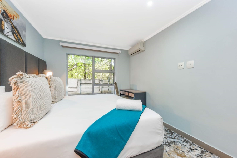 To Let 2 Bedroom Property for Rent in Hurlingham Gauteng